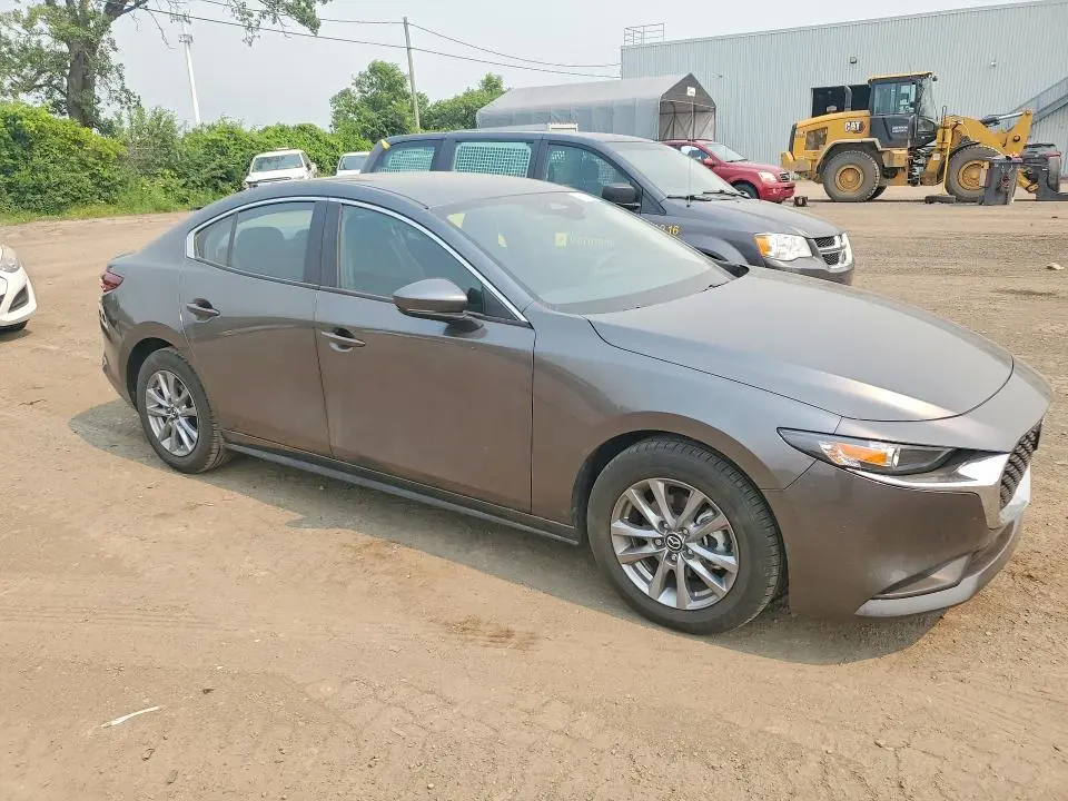 2025 MAZDA 3 PREFERRED  