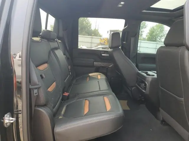2021 GMC SIERRA K2500 AT4  