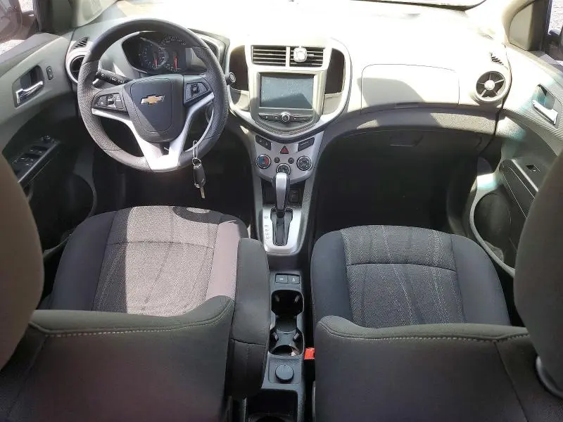 2017 CHEVROLET SONIC LT  