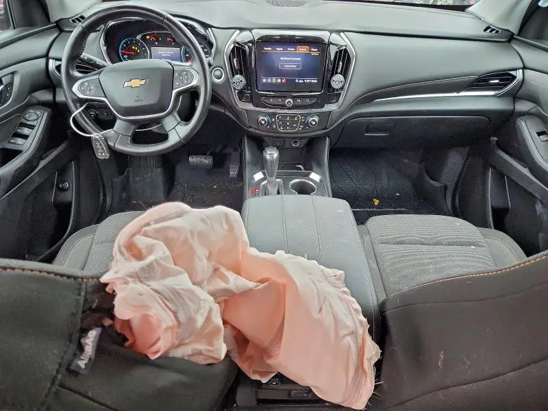 2020 CHEVROLET TRAVERSE LT  