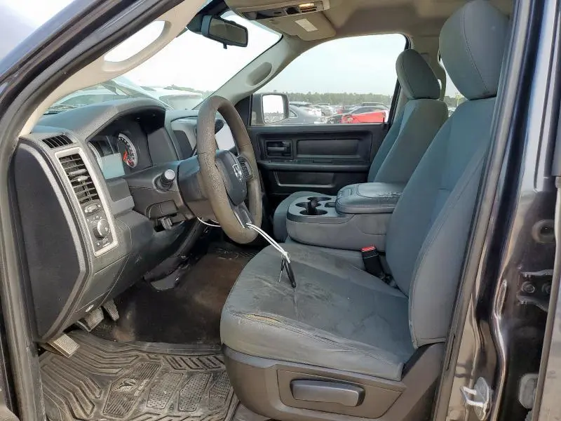 2014 RAM 1500 ST  