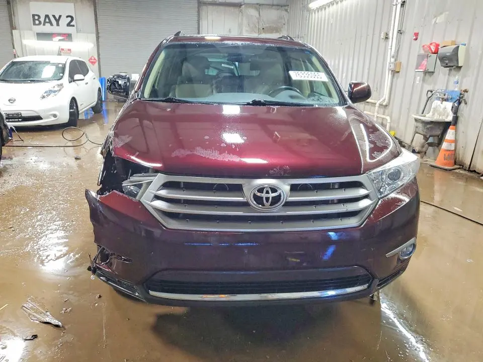 2012 TOYOTA HIGHLANDER BASE  