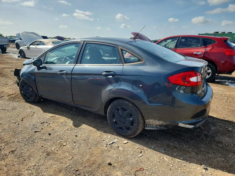 2011 FORD FIESTA SE  