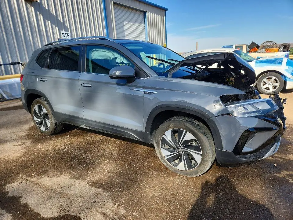 2024 VOLKSWAGEN TAOS S  