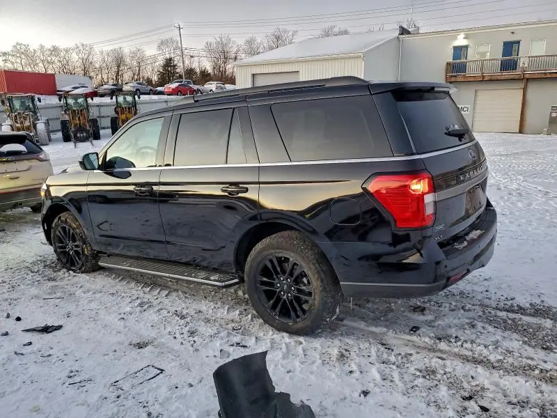 2023 FORD EXPEDITION XLT  