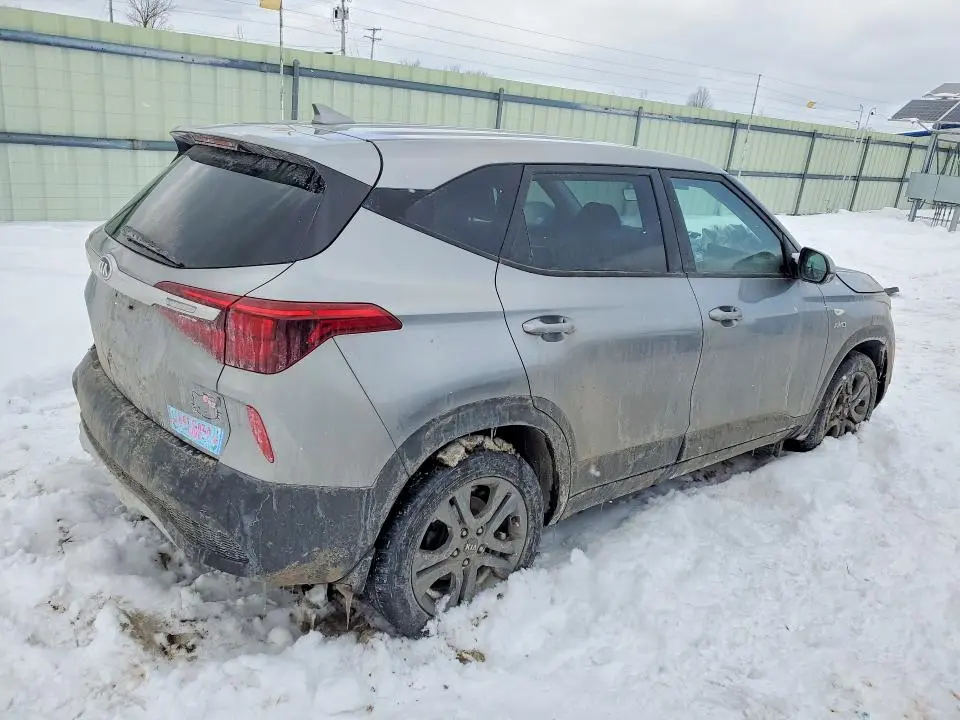 2021 KIA SELTOS LX  