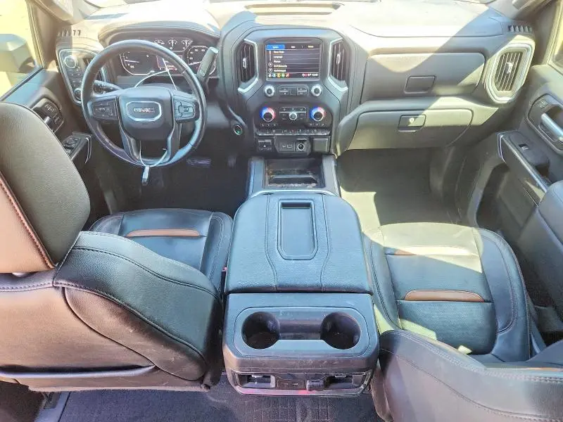 2022 GMC SIERRA K2500 AT4  