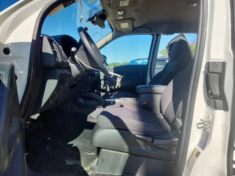 2024 NISSAN FRONTIER S  