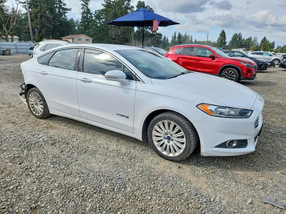 2016 FORD FUSION SE HYBRID  