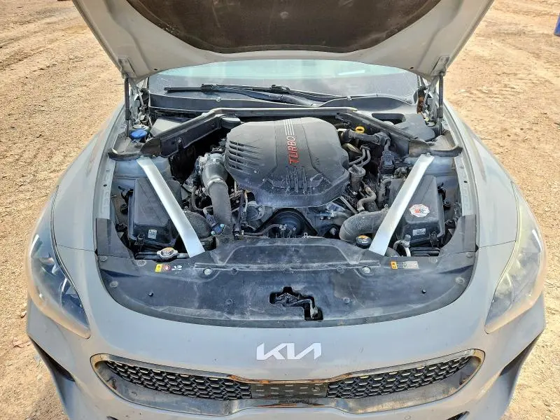 2022 KIA STINGER GT2  