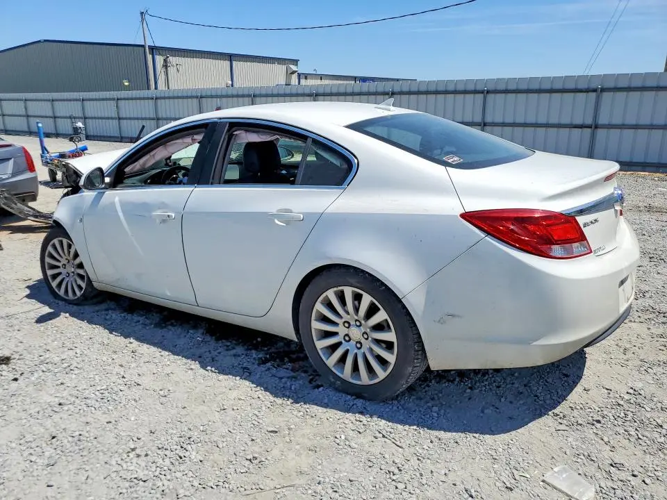2011 BUICK REGAL   