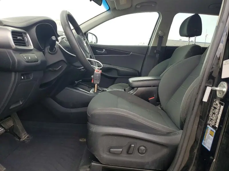 2019 KIA SORENTO LX V6  