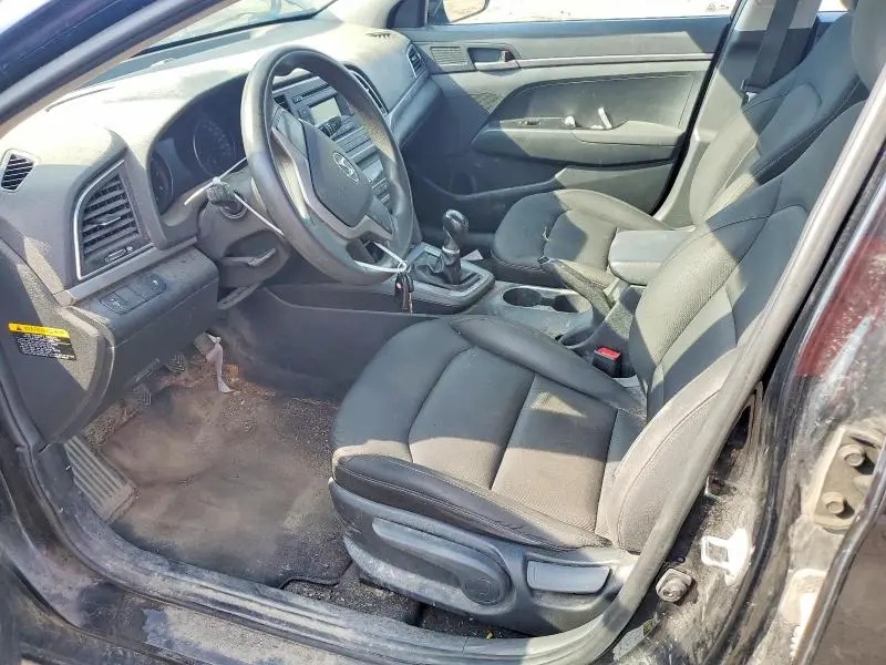 2018 HYUNDAI ELANTRA SE  