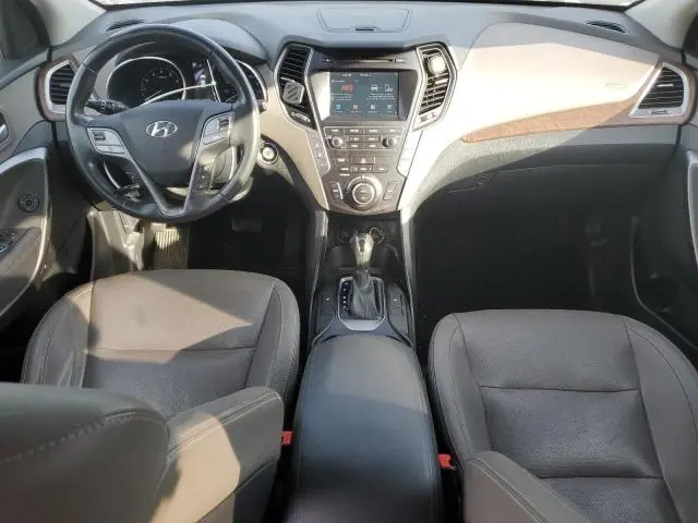 2018 HYUNDAI SANTA FE SE  