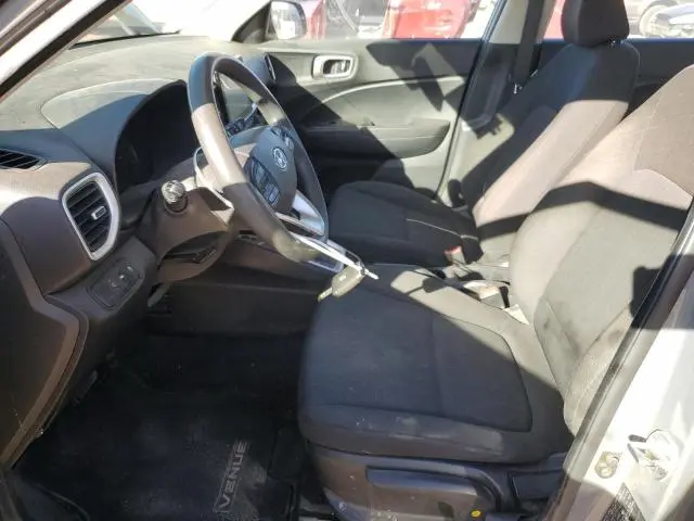 2022 HYUNDAI VENUE SE  