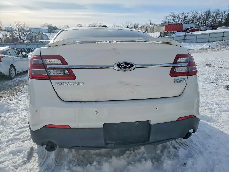 2015 FORD TAURUS SHO  