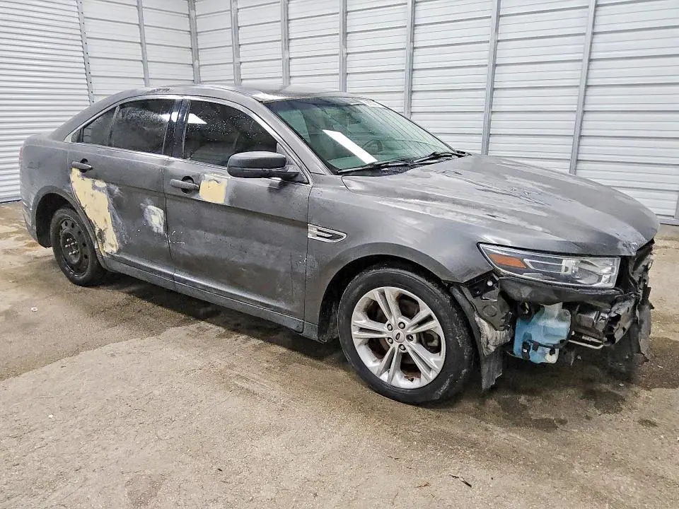 2017 FORD TAURUS SE  