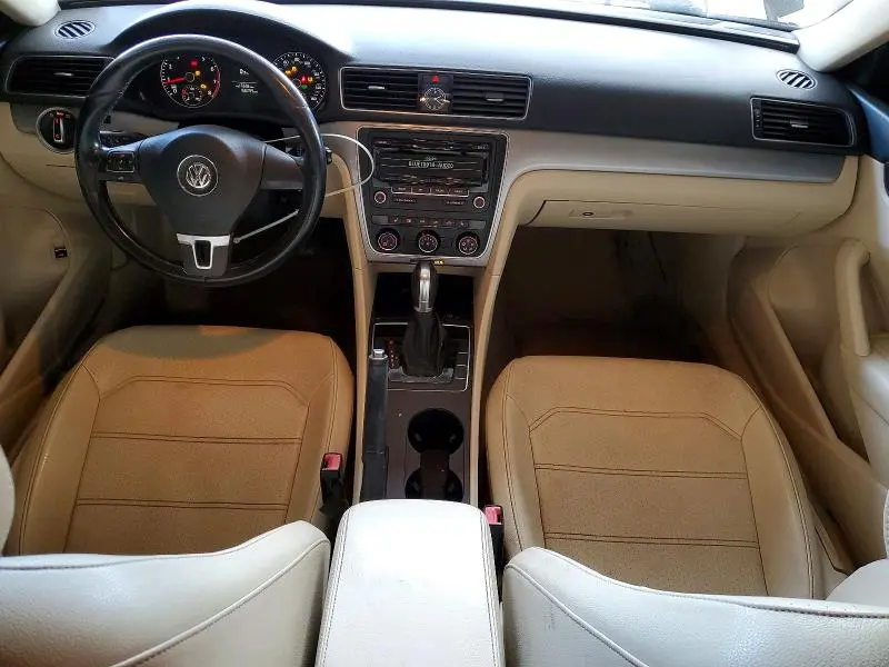 2014 VOLKSWAGEN PASSAT S  