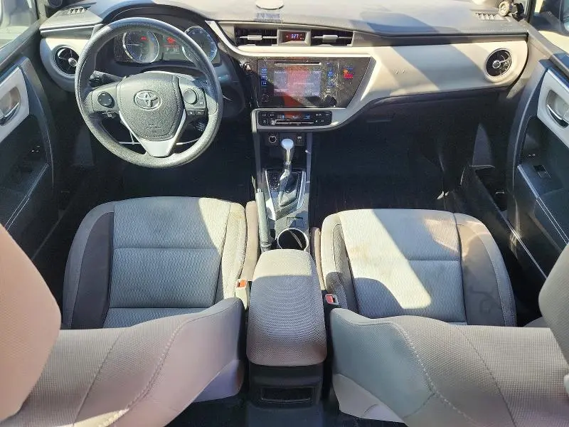 2018 TOYOTA COROLLA LE  