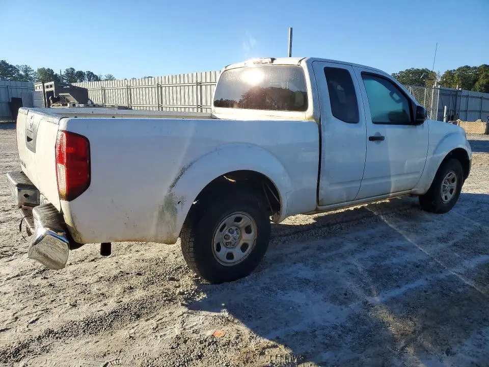 2012 NISSAN FRONTIER S  