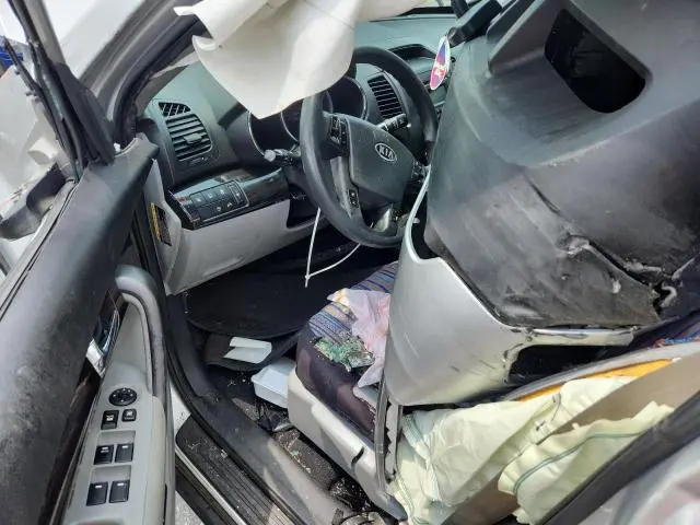 2011 KIA SORENTO BASE  