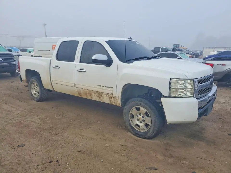 2011 CHEVROLET SILVERADO C1500 LS  