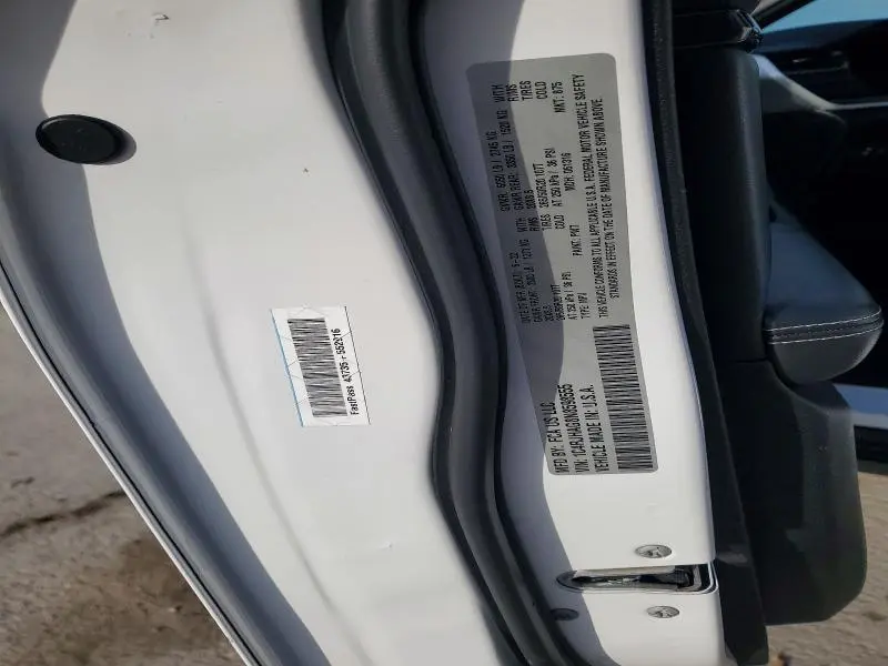 2022 JEEP GRAND CHEROKEE LAREDO  