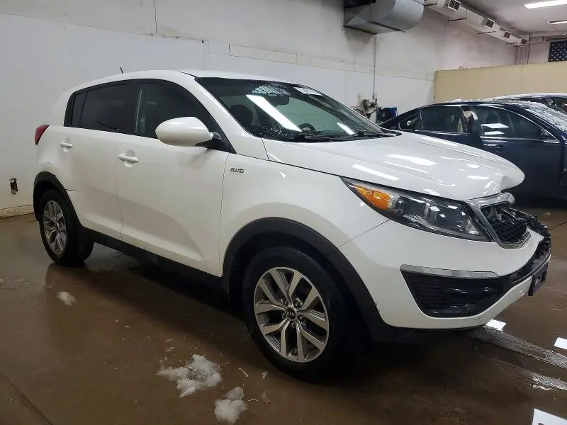 2016 KIA SPORTAGE LX  