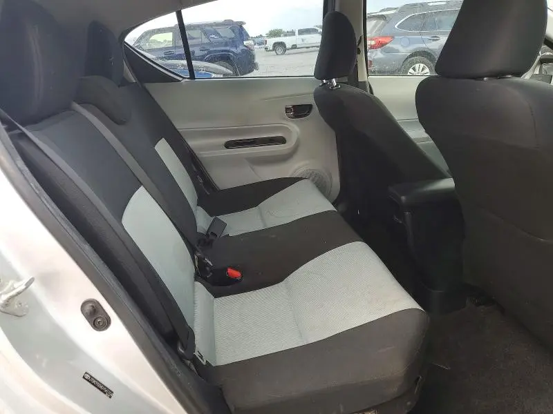 2013 TOYOTA PRIUS C THREE  