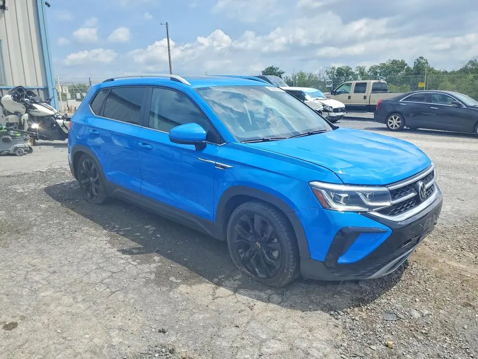 2022 VOLKSWAGEN TAOS SEL  