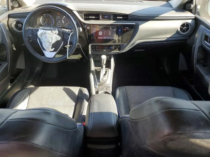 2017 TOYOTA COROLLA SE  