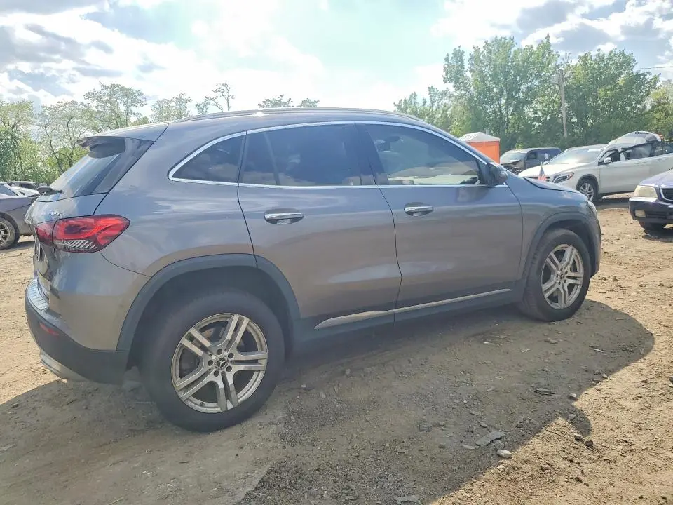 2023 MERCEDES-BENZ GLA 250 4MATIC  
