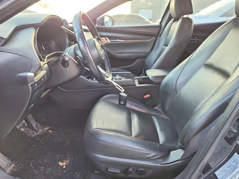 2020 MAZDA 3 PREMIUM  