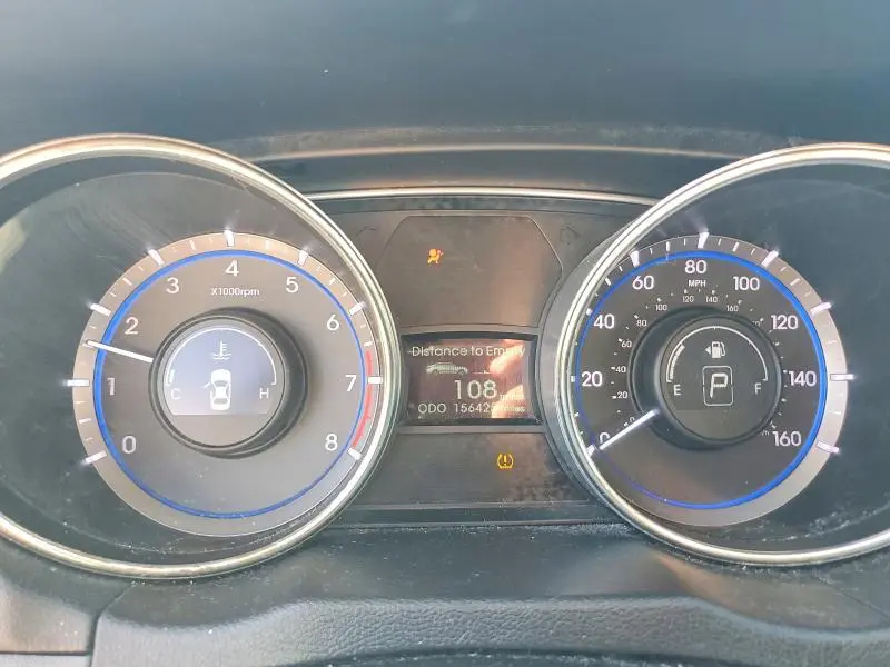 2012 HYUNDAI SONATA SE  