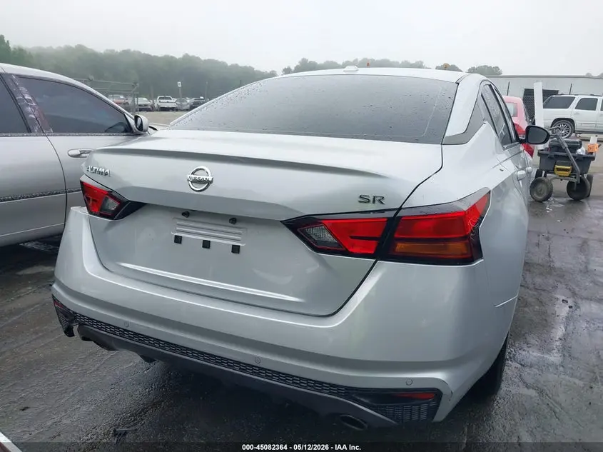 2022 NISSAN ALTIMA SR FWD
