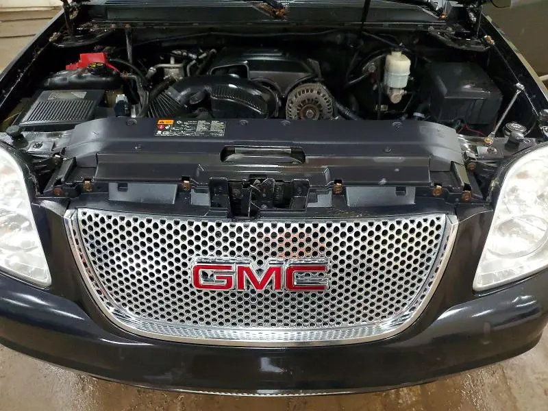 2012 GMC YUKON XL DENALI  
