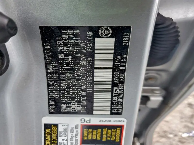 2016 TOYOTA CAMRY LE  