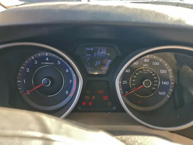 2012 HYUNDAI ELANTRA GLS  