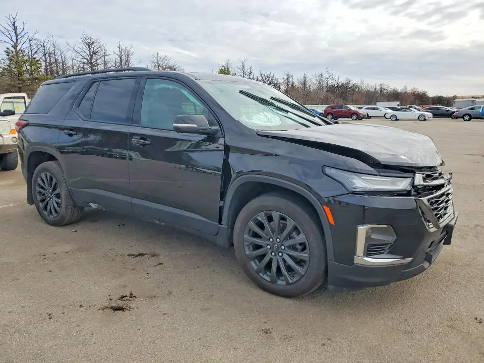 2023 CHEVROLET TRAVERSE RS  