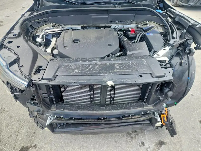 2026 VOLVO XC90 PLUS  