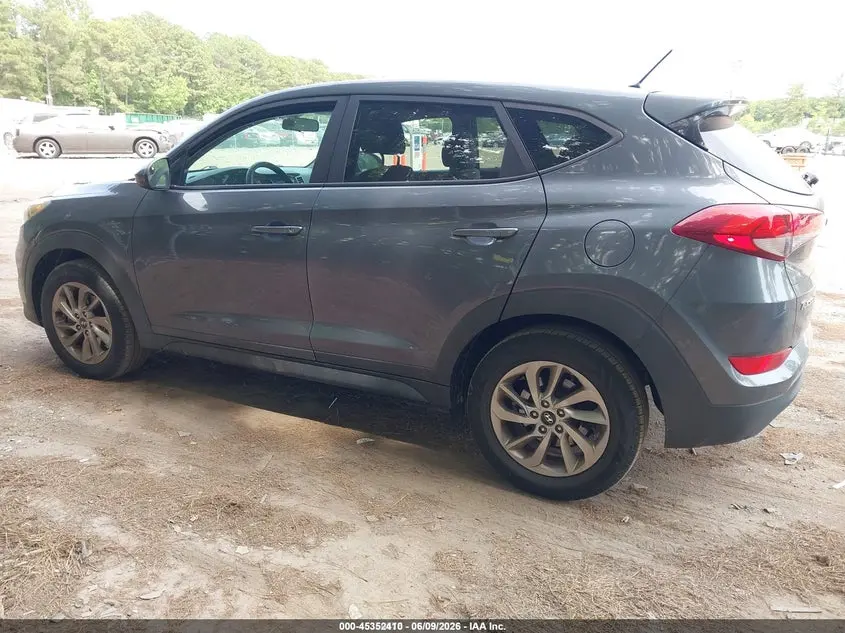 2018 HYUNDAI TUCSON SE