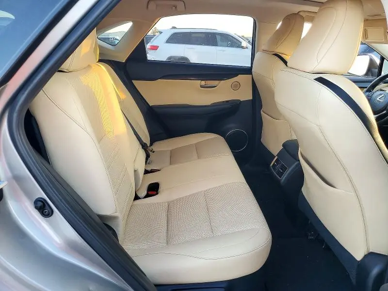 2015 LEXUS NX 200T  