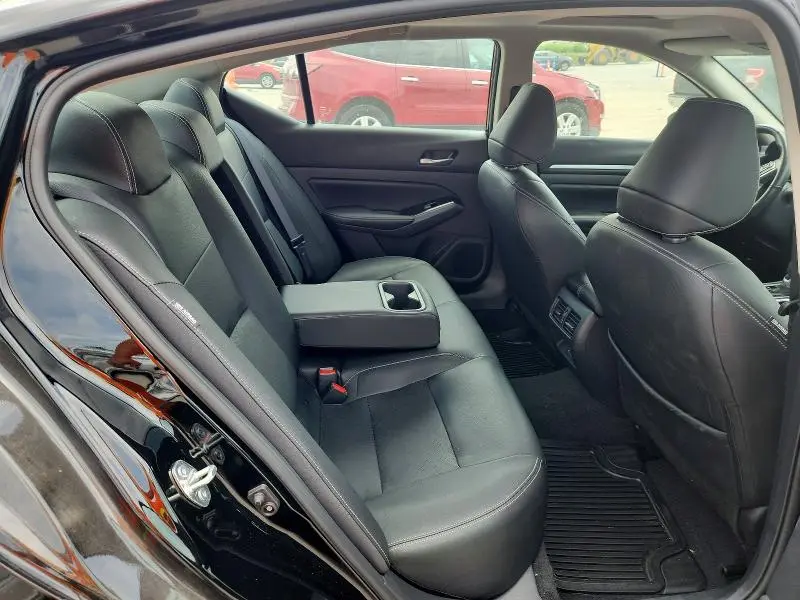 2025 NISSAN ALTIMA SL  