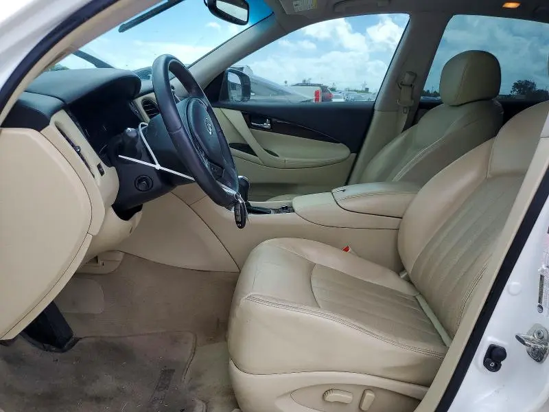 2016 INFINITI QX50 BASE  