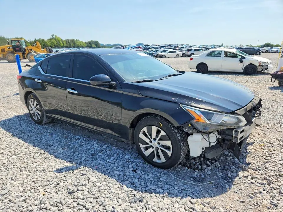 2019 NISSAN ALTIMA S  