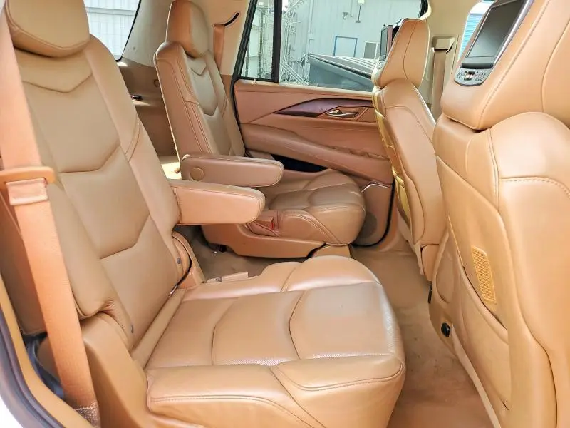2016 CADILLAC ESCALADE PLATINUM  