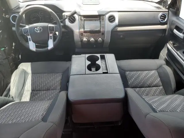 2018 TOYOTA TUNDRA DOUBLE CAB SR  