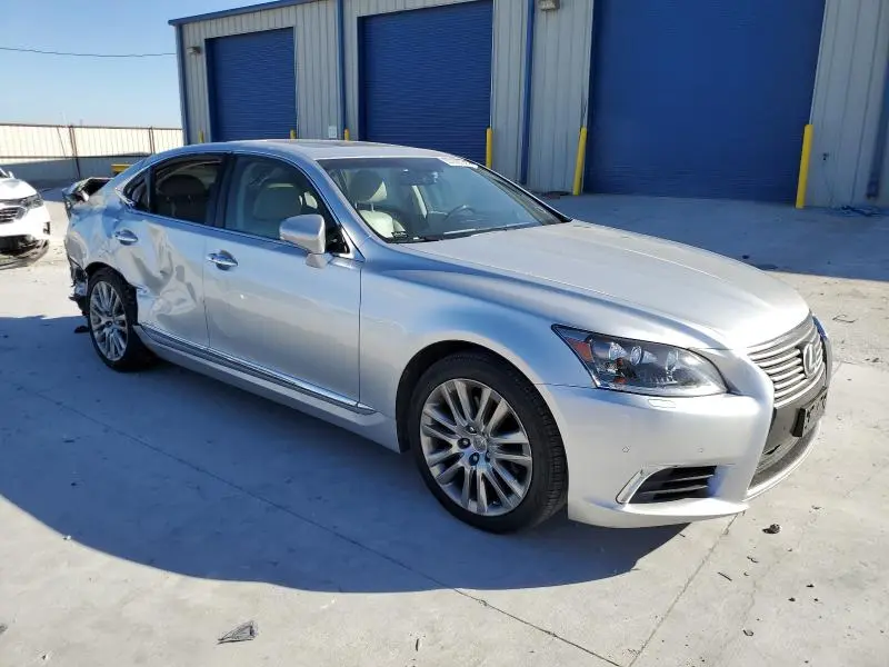 2015 LEXUS LS 460  
