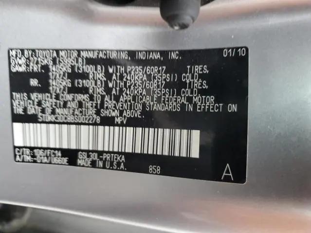 2011 TOYOTA SIENNA LE  