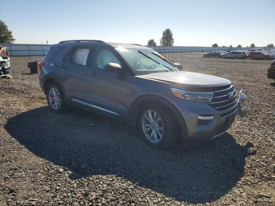 2021 FORD EXPLORER XLT  